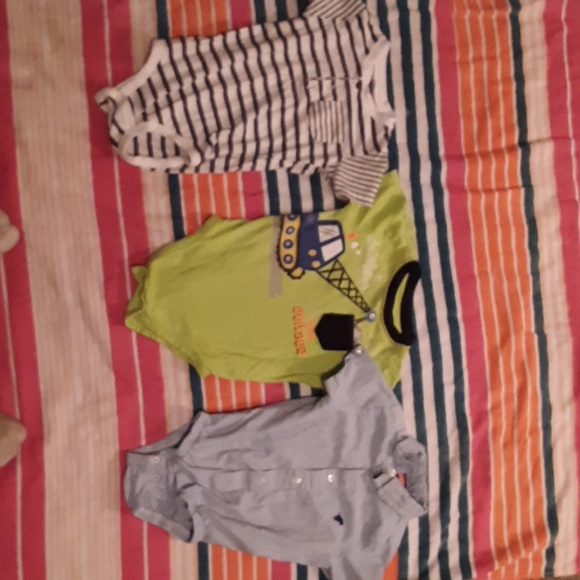 Lot of 3 boys 24 months onesies. - Picture 1 of 8